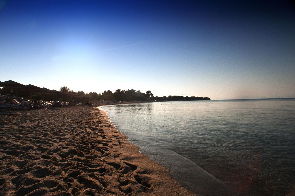 Villa Pefkohori Bagian luar foto