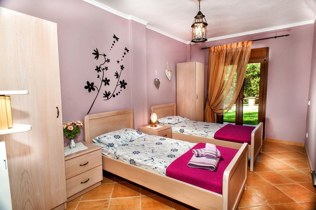Villa Pefkohori Bagian luar foto